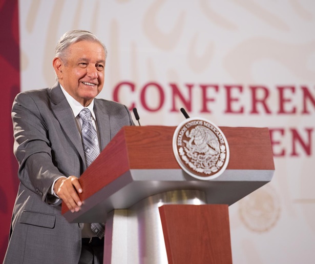 Quitar fuero al jefe del Ejecutivo es un hecho histórico, afirma López Obrador