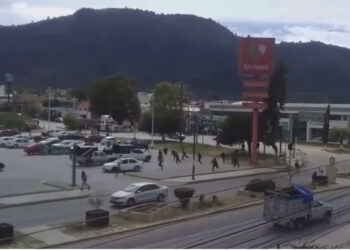 GRUPOS RIVALES SE ENFRENTAN A BALAZOS EN SAN CRISTOBAL DE LAS CASAS