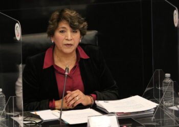 MORENA RECIBE MULTA POR BENEFICIARSE DE RETENCIONES SALARIALES DE DELFINA GÓMEZ EN TEXCOCO