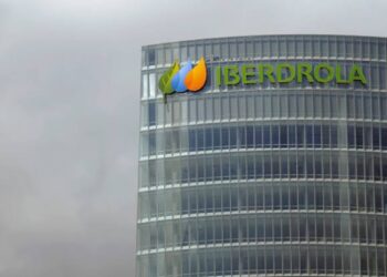 Juez otorga suspensión definitiva a Iberdrola: evita pagar a CRE multa por 9 mil mdp