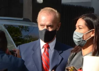 Imputan homicidio, lesiones y daño en propiedad a Horcasitas y coacusados por colapso de la L12