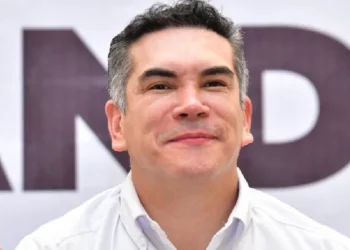 “Alito” y más priistas denuncian a Layda ante FGR por violencia contra legisladoras