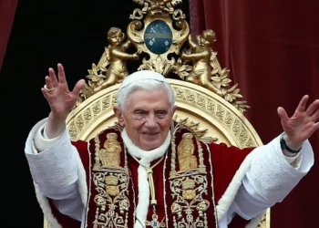 Cuenta falsa de Twitter reporta muerte del papa emérito Benedicto XVI