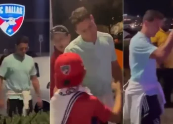 Polémica por video en el que ‘Chicharito’ rechaza autógrafo a niño