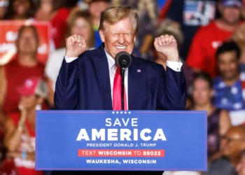 López Obrador es socialista, pero no mala persona: Trump