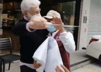 Padre de Mauricio Tabe  amenaza con degollar a trabajador de la CDMX