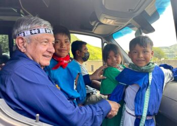 Habrá justicia para el pueblo wixárica, afirma presidente López Obrador en Mezquitic