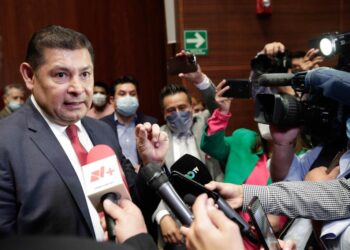 ALEJANDRO ARMENTA SE COMPROMETE A ESCUCHAR A TODOS LOS SENADORES DURANTE SU PRESIDENCIA