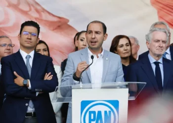 PAN: O PRI retira iniciativa sobre Fuerzas Armadas o se acaba Va por México