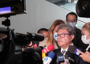 Niega Monreal intromisión de SEGOB en proyecto de cambio a dictamen para permanencia de militares en seguridad