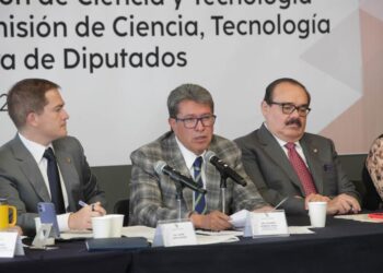 Ricardo Monreal impulsa Ley de ciberseguridad que proteja a las instituciones del Estado