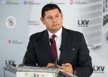 PROPONE ALEJANDRO ARMENTA CREAR MECANISMOS PARA OBTENER RECURSOS PARA PAGO DE DEUDA EXTERNA