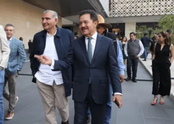 Adán Augusto López discute con Ignacio Mier el Presupuesto para 2023 y la reforma electoral