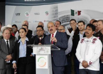 SENADORES DE MORENA VAN CONTRA PLAGUICIDAS