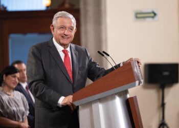 Pide AMLO “avalancha de votos” y control del Congreso para elecciones en 2024