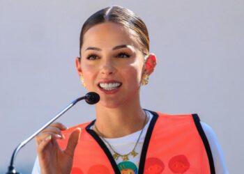 Mariana Rodríguez asegura que en DIF de NL vendían niños; diputados locales piden denunciar