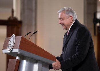 “Esto apenas comienza”: AMLO tras aprobación de plan B de Reforma Electoral