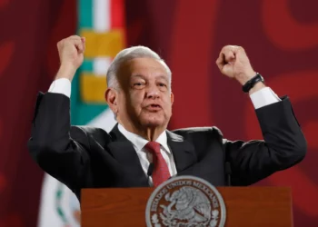 “Esto apenas comienza”: AMLO tras aprobación de plan B de Reforma Electoral