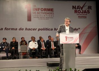 Ricardo Monreal se impone ante gritos de grupúsculo en evento en Hidalgo