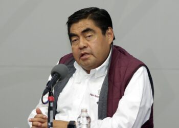 Fallece Miguel Barbosa gobernador de Puebla, por problemas de salud