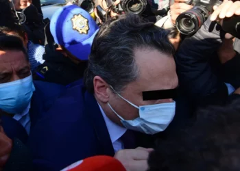 Si Lozoya está dispuesto a reparar daño, es posible que lleve proceso en libertad: AMLO