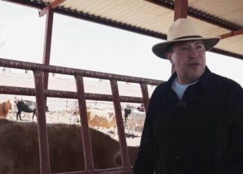 Busca Senado ampliar regularización de concesiones de agua para el sector campesino, propone Monreal