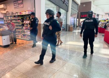 En orden transcurren festejos de navidad en la zona turística