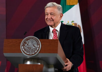 Gobierno de México fomenta inversión con visión sustentable: AMLO