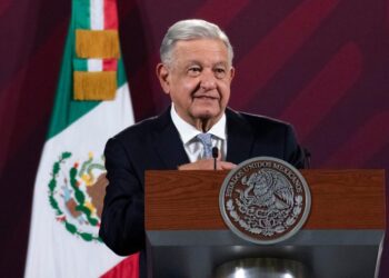 “En México hay más democracia que en Estados Unidos”: AMLO se lanza contra Departamento de Estado