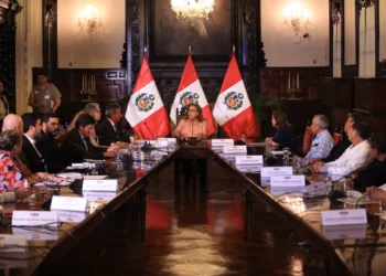 México lamenta reducción de relaciones diplomáticas y retiro de embajador de Perú