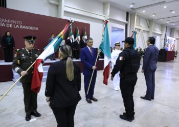Américo Villarreal encabeza conmemoración del Día de la Bandera; llama a jóvenes a aprovechar oportunidades del humanismo