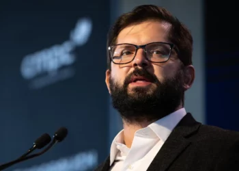 Gabriel Boric se solidariza con escritores nicaragüenses declarados apátridas