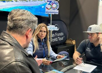 Promueve Lili Campos, turismo deportivo en la Fitur