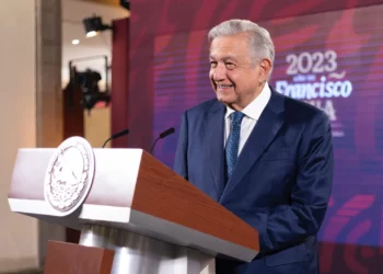 Sanciona INE llamado de AMLO para “ni un voto a conservadores”