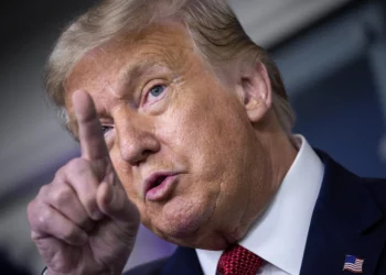 Trump advierte “potencial muerte y destrucción” si es imputado