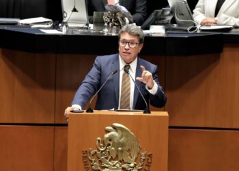 Preocupa a Ricardo Monreal que el insulto, la mentira y la difamación desplacen a la razón en el Senado