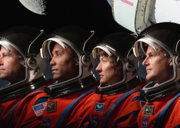 NASA presenta a los cuatro astronautas que viajarán alrededor de la Luna