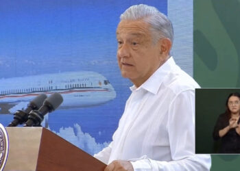“Era para pequeños faraones acomplejados”: AMLO celebra venta del Avión Presidencial