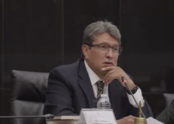 Ricardo Monreal asegura que Senado no pasará “fast track” leyes enviadas por la colegisladora