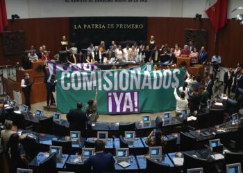 Morena no cumple acuerdo y Ricardo Salgado no reúne votos para ser comisionado del INAI; oposición toma la tribuna