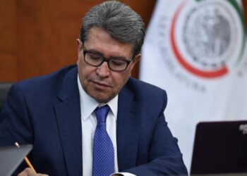 Ricardo Monreal revisa con gabinete de seguridad el procedimiento para recibir informe semestral y comparecencias