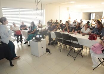 Capacitan a trabajadores de la salud en el uso de implante anticonceptivo