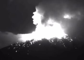 Autoridades vigilan actividad del volcán Popocatépetl; semáforo se mantiene en Amarillo Fase 2