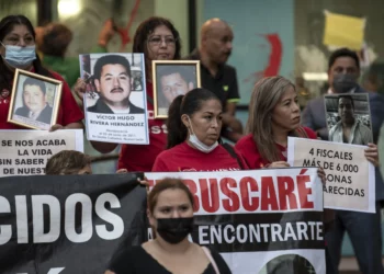 AMLO apoya iniciativa ciudadana de hacer pacto de paz con cárteles