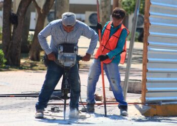 Inicia remodelación de la plaza 28 de Julio