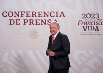 AMLO no descarta que su Gobierno haga solicitud para tener un banco