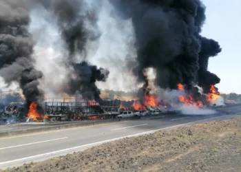 Suman cinco muertos por fuerte accidente en la autopista Guadalajara-Lagos de Moreno