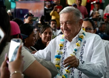 López Obrador ‘recomienda’ a las ‘corcholatas’