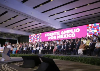 Oligarquía decidirá a candidato de la oposición, eso ya lo tienen resuelto: AMLO