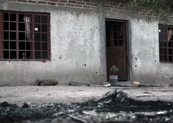 “Es lamentable, no deja de preocupar”: AMLO sobre asesinato de Hipólito Mora en Michoacán